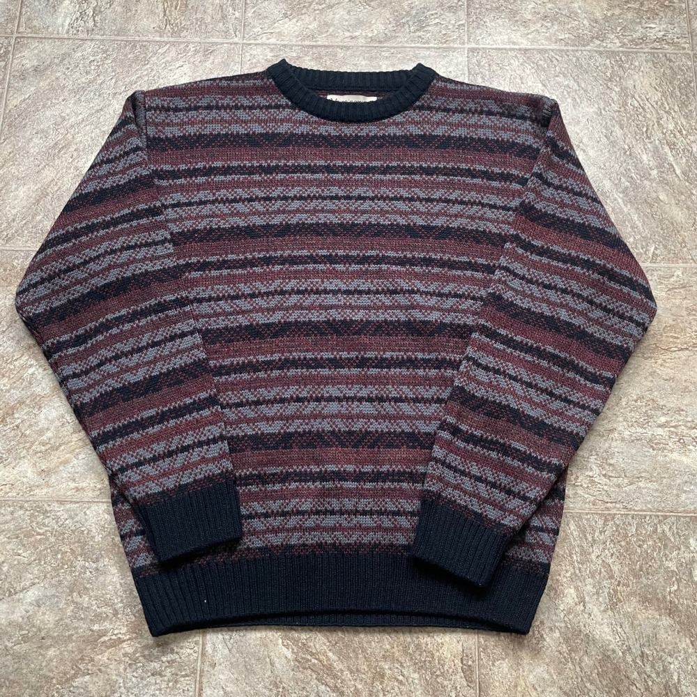 Vintage Munsingwear Mens Large Striped Knit Crew Neck Sweater Burgundy Black L